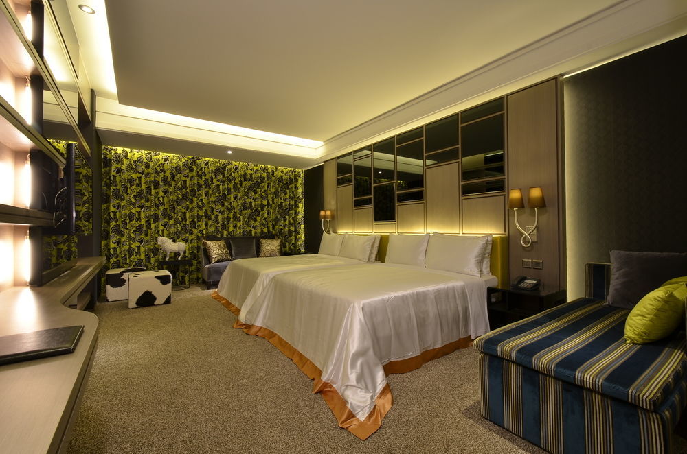 冠月精品旅館-Puli Ease Hotel Exterior photo