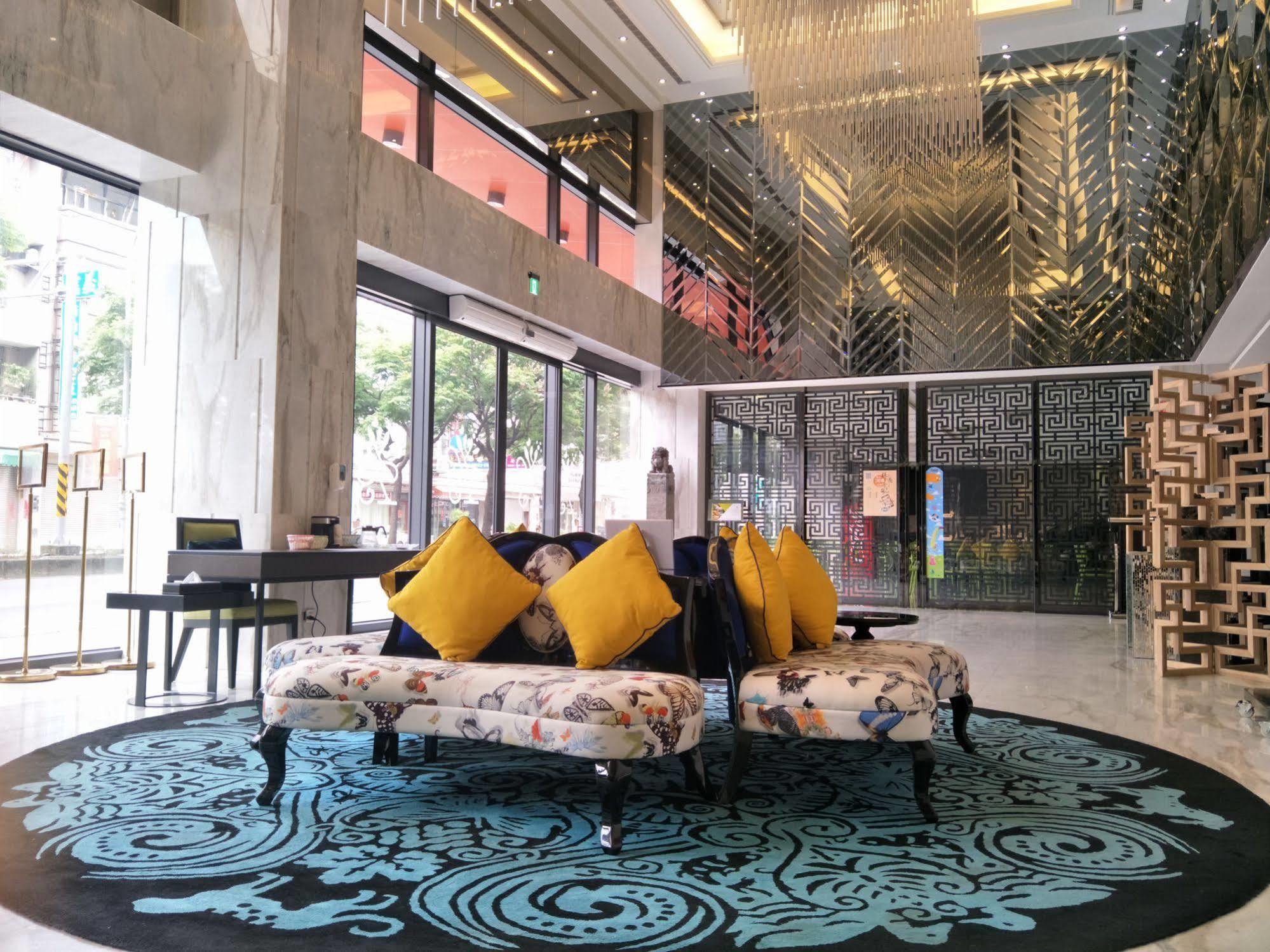 冠月精品旅館-Puli Ease Hotel Exterior photo