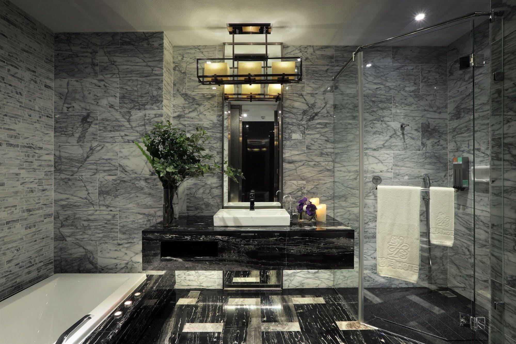 冠月精品旅館-Puli Ease Hotel Exterior photo